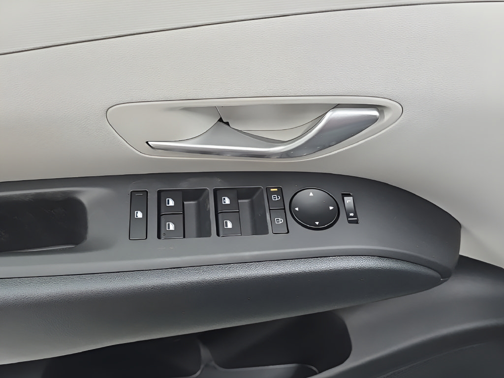 New 2026 Hyundai Tucson Blue SE FWD image 11