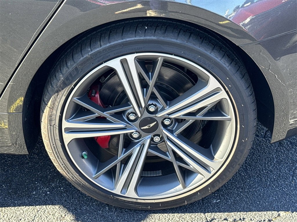 Used 2025 Genesis G70 3.3T Advanced w/ Sport Prestige Package image 19