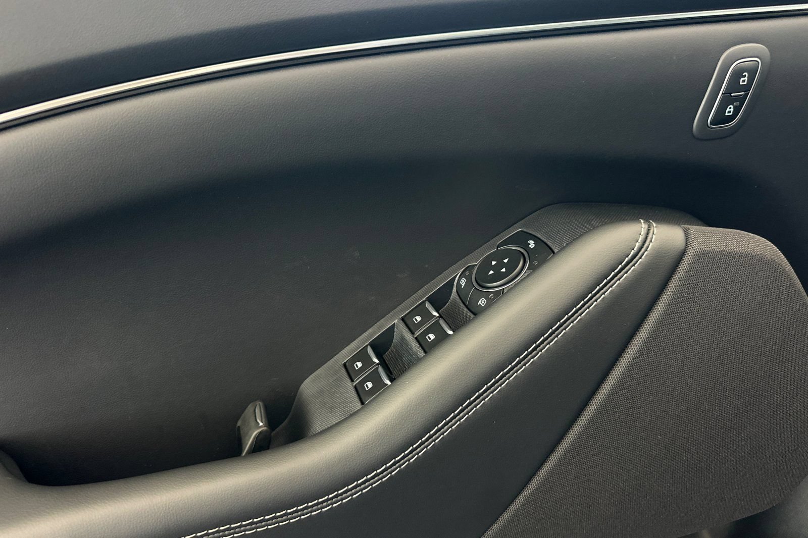 New 2026 Ford Mustang Mach-E Select w/ Interior Protection Package RWD image 10
