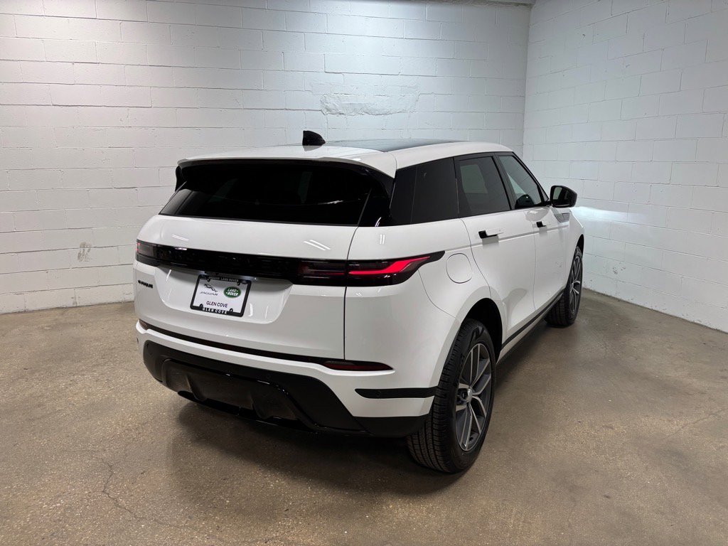 New 2026 Land Rover Range Rover Evoque S image 7
