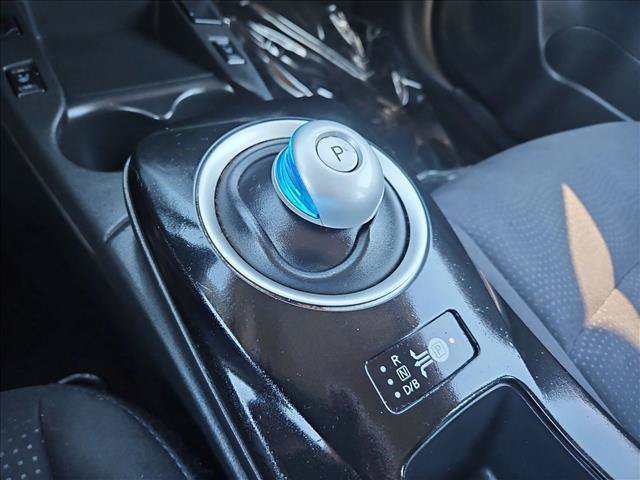 Used 2017 Nissan Leaf SV FWD image 11