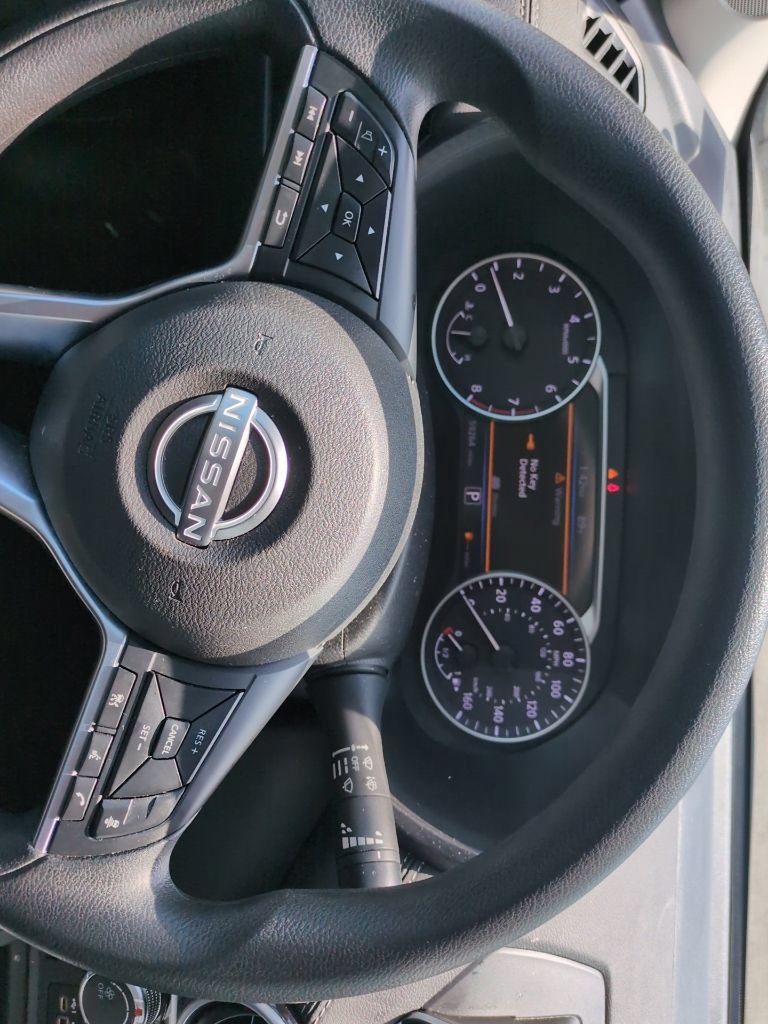 Used 2024 Nissan Sentra SV FWD image 12