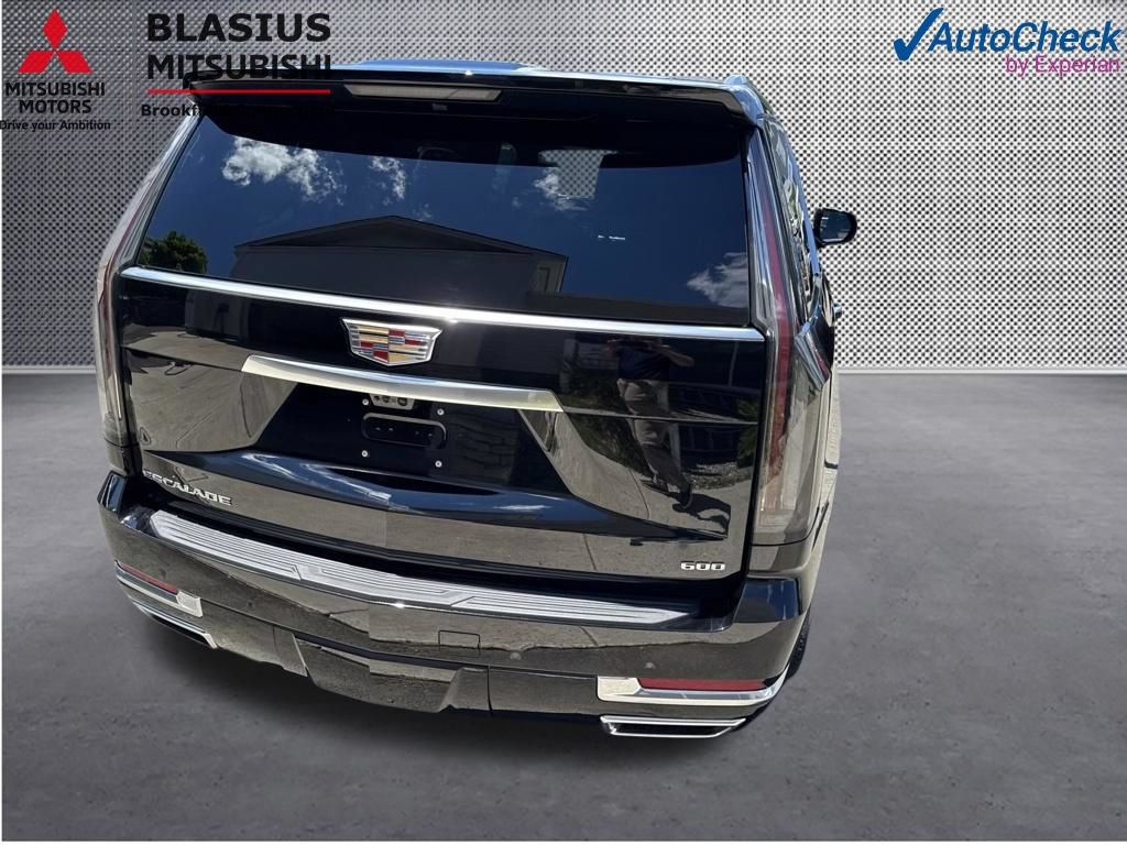Used 2026 Cadillac Escalade Luxury AWD/4WD image 21
