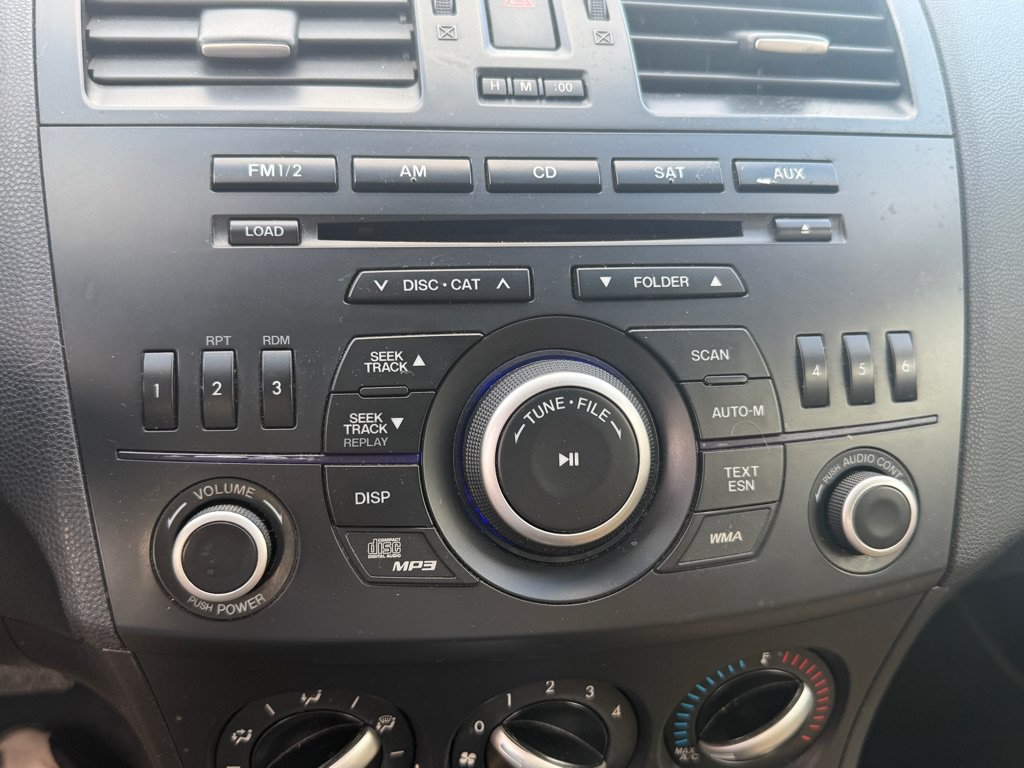 Used 2012 MAZDA MAZDA3 i Touring FWD image 14