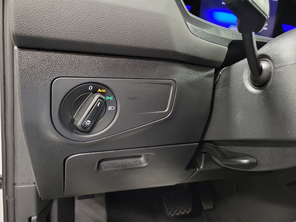 Used 2023 Volkswagen Tiguan S image 20