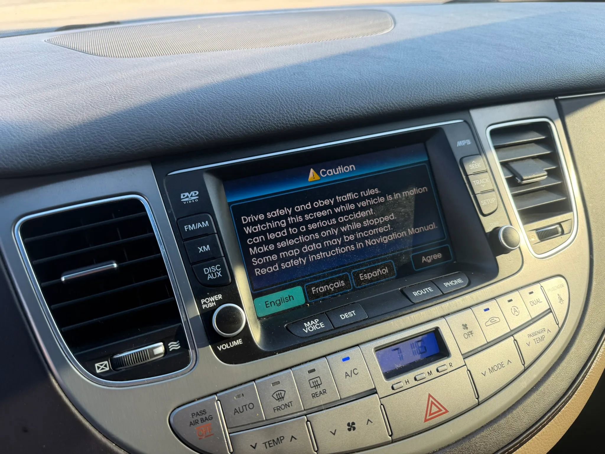 Used 2012 Hyundai Genesis 3.8 w/ Premium Pkg image 25