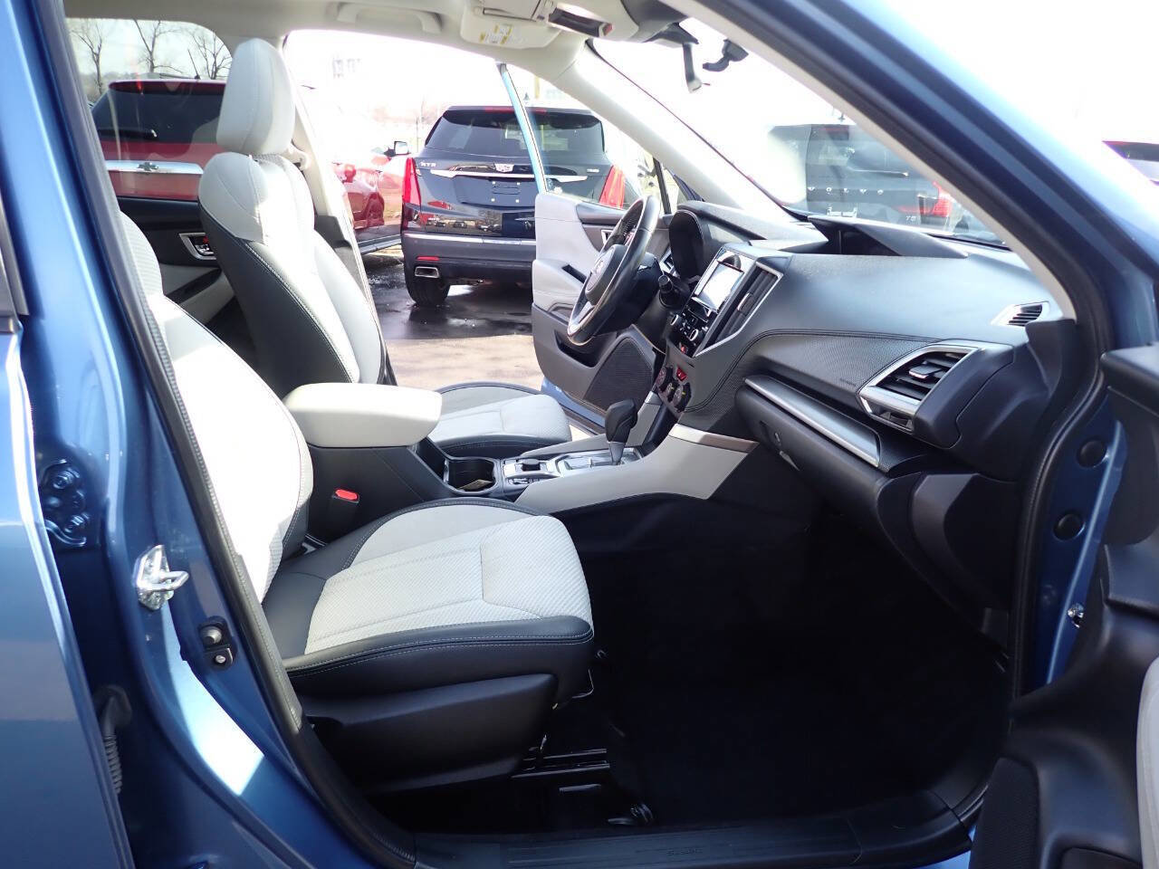 Used 2022 Subaru Forester Premium image 12