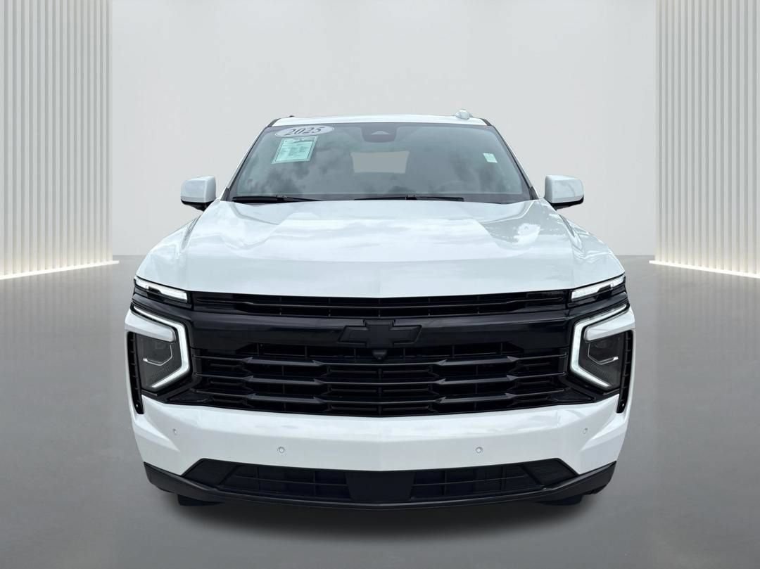 Used 2025 Chevrolet Suburban LT RWD video 2
