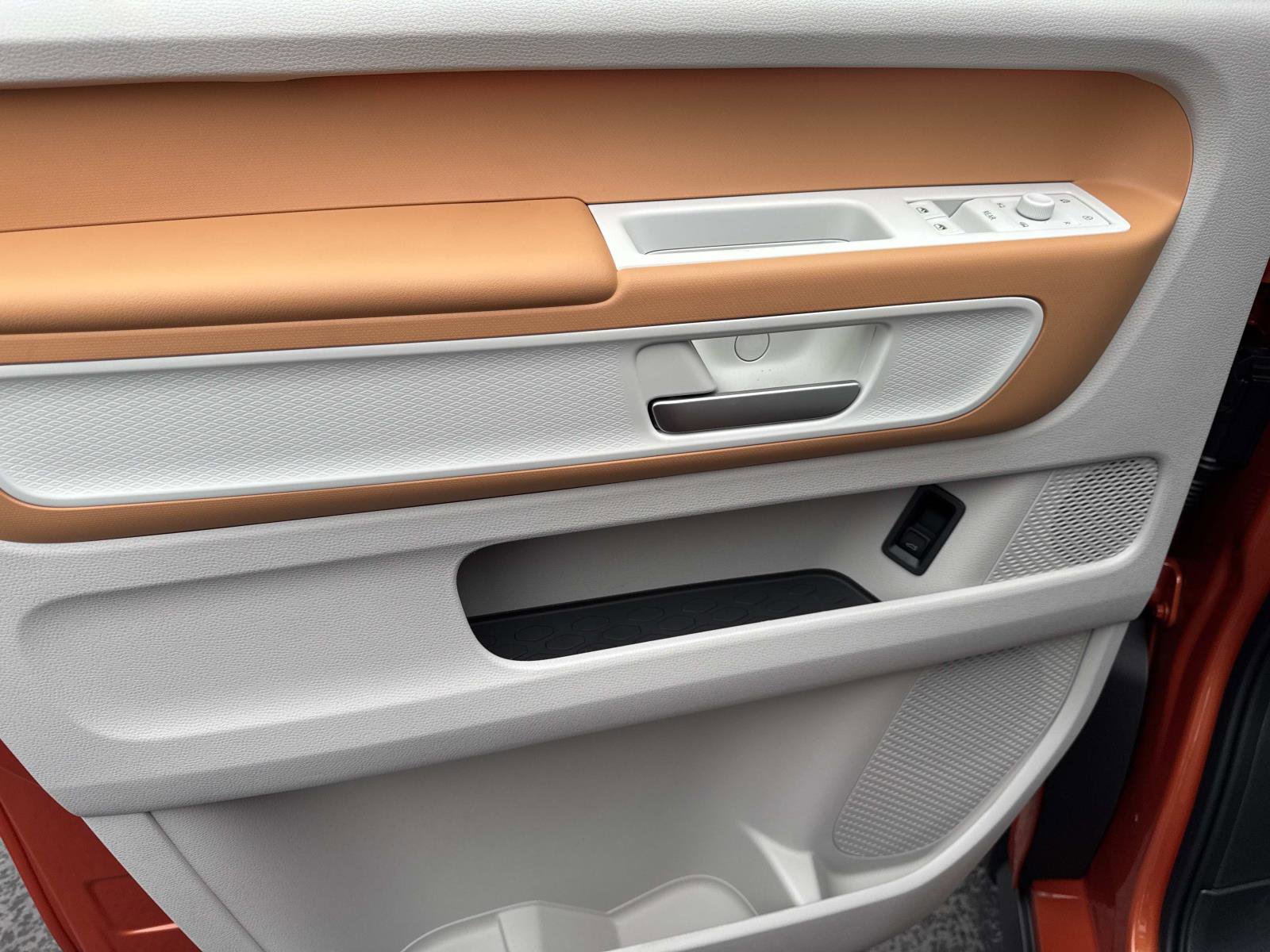 New 2025 Volkswagen ID. Buzz Pro S Plus image 13