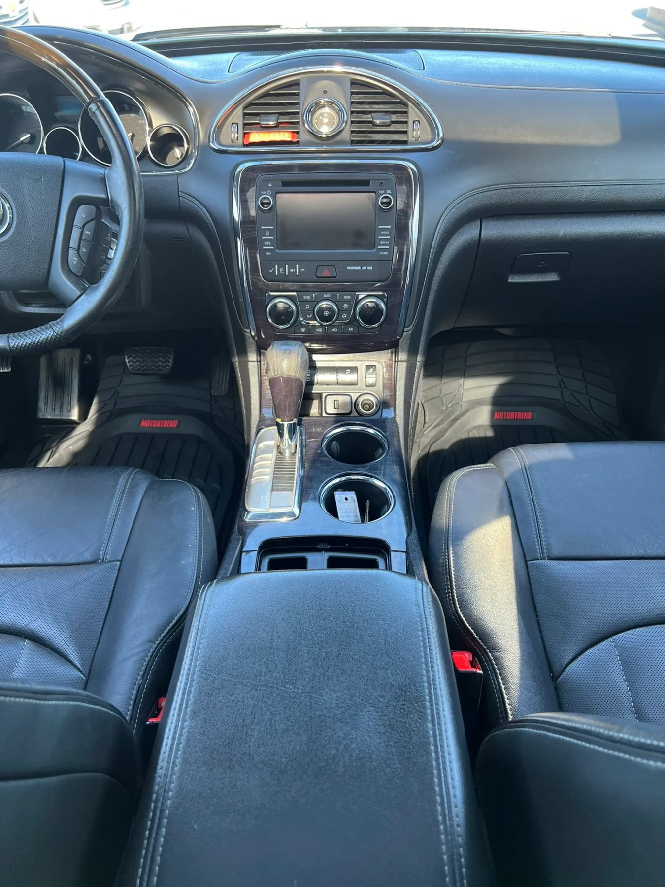 Used 2017 Buick Enclave Leather FWD image 13