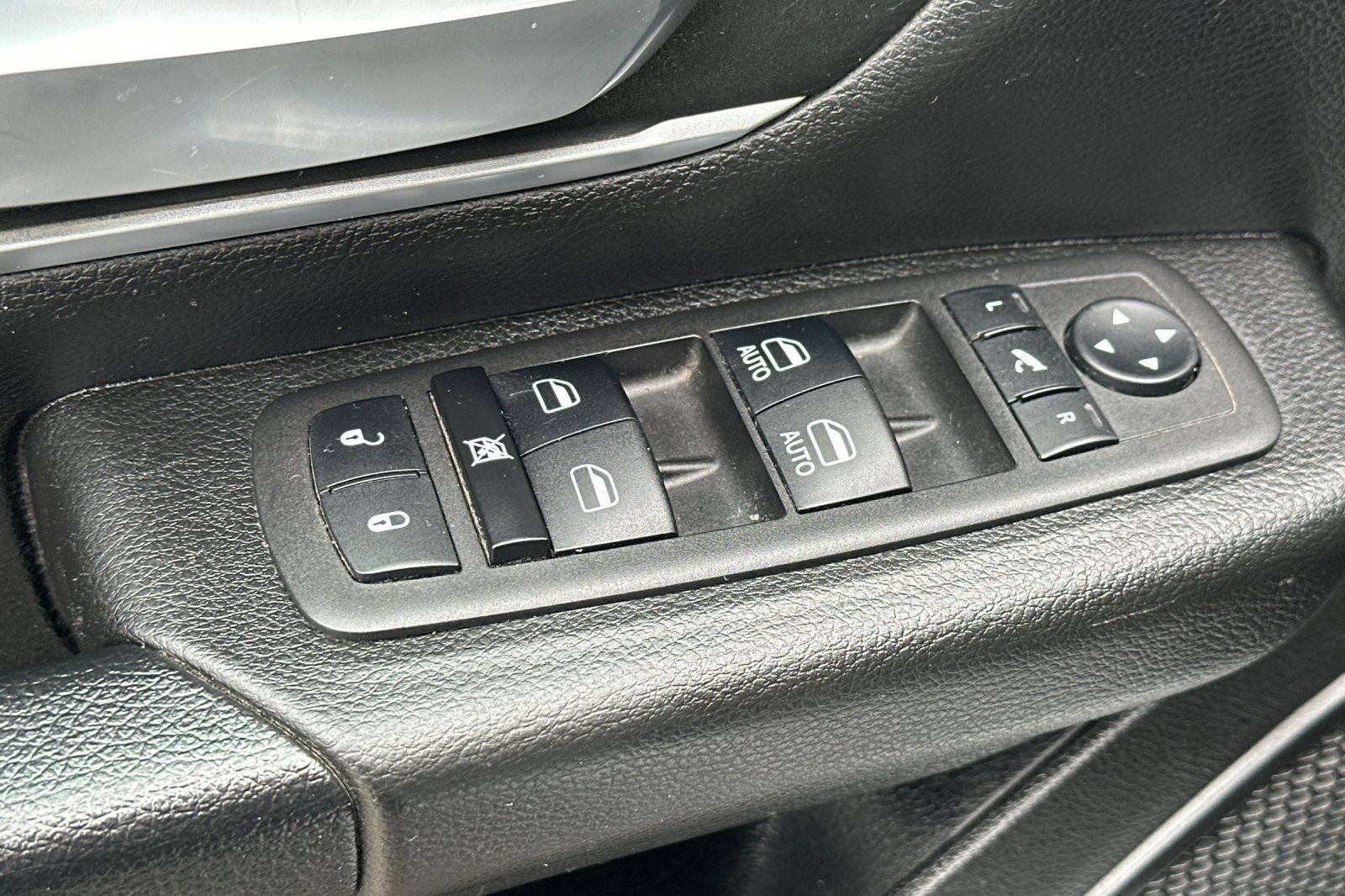 Used 2023 RAM 1500 Big Horn AWD/4WD image 12