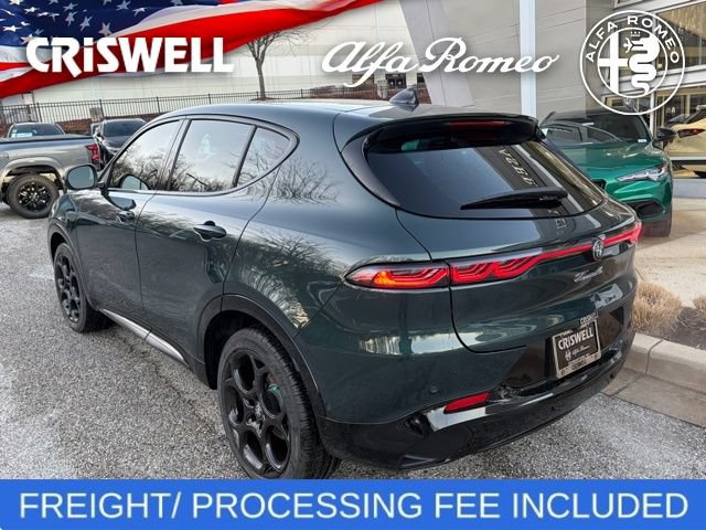 New 2026 Alfa Romeo Tonale w/ Black Premium Package AWD/4WD image 4