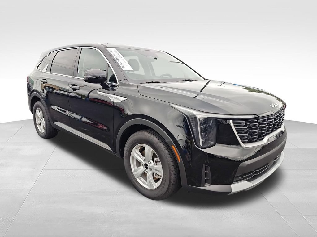 Used 2026 Kia Sorento LX FWD image 7