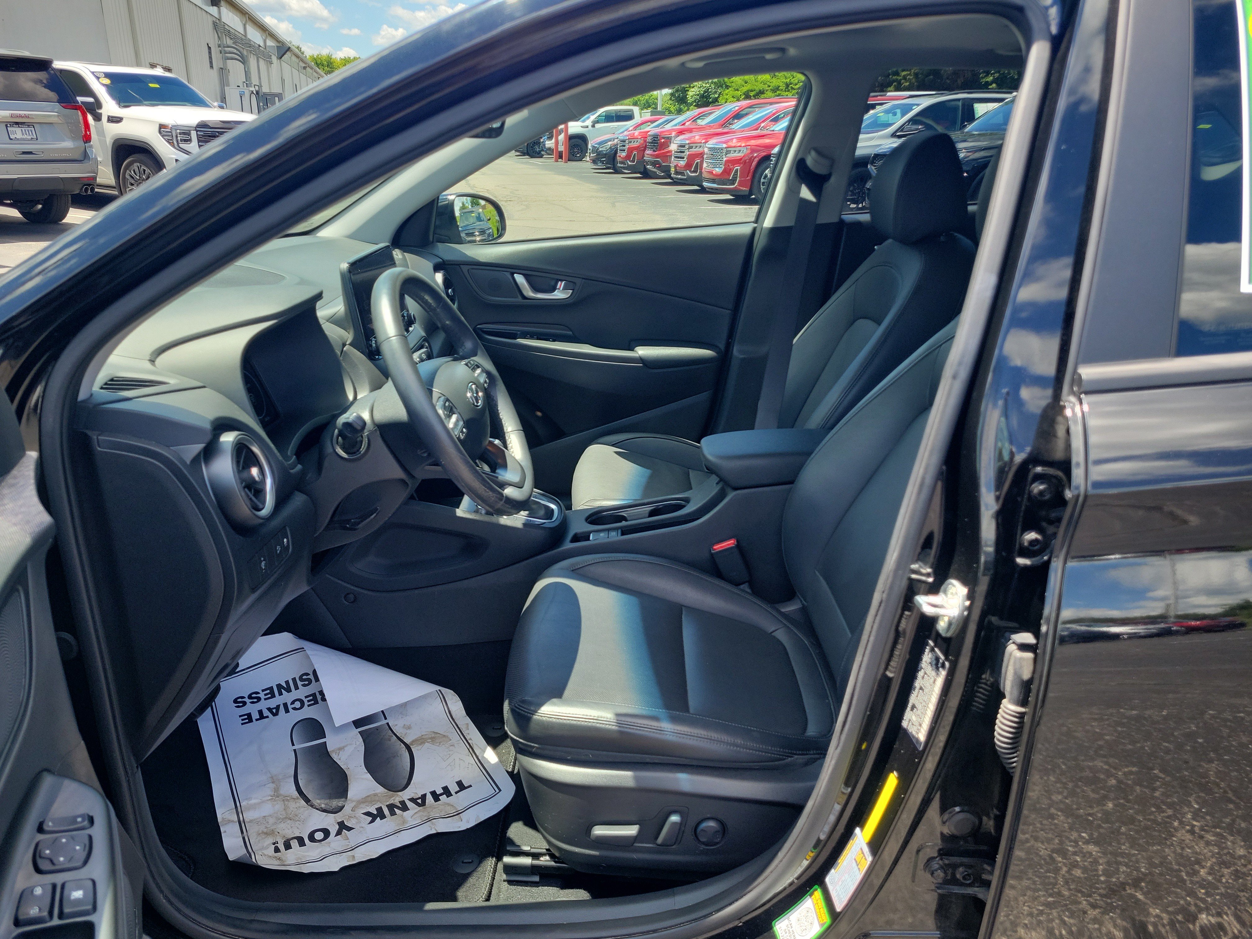 Used 2022 Hyundai Kona Limited AWD/4WD image 15