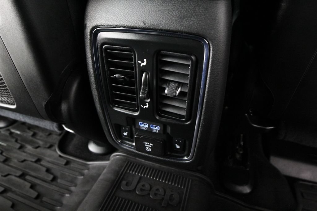 Used 2021 Jeep Grand Cherokee Limited w/ Luxury Group II AWD/4WD image 42