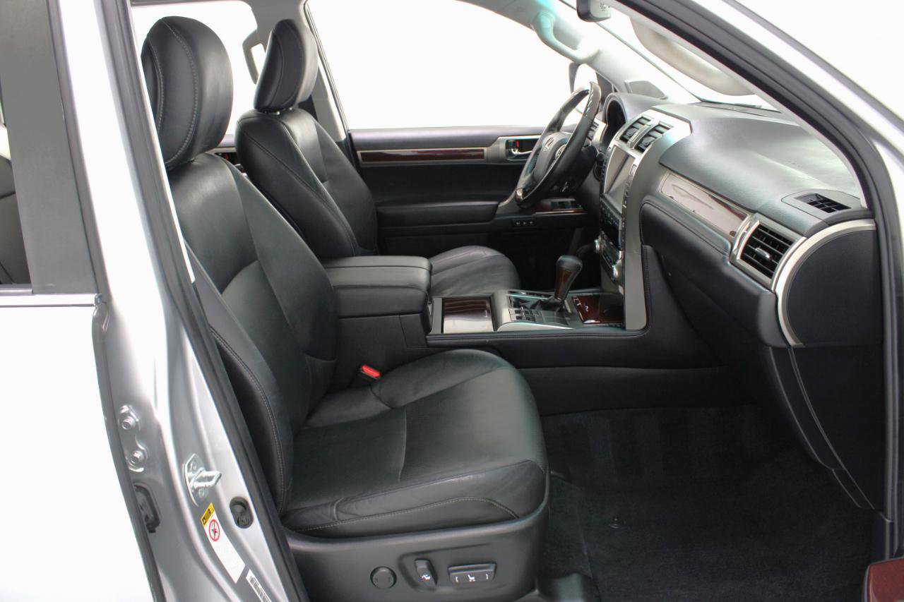 Used 2018 Lexus GX 460 Premium w/ Premium Package AWD/4WD image 50