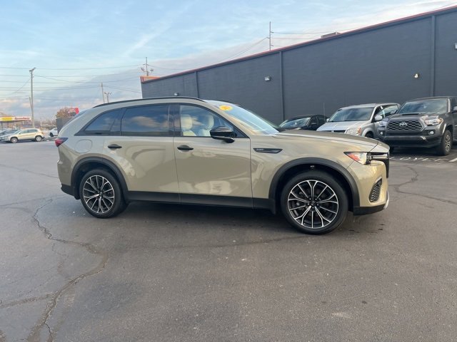 Certified 2025 MAZDA CX-70 Plug-In Hybrid w/ Premium Pkg image 3