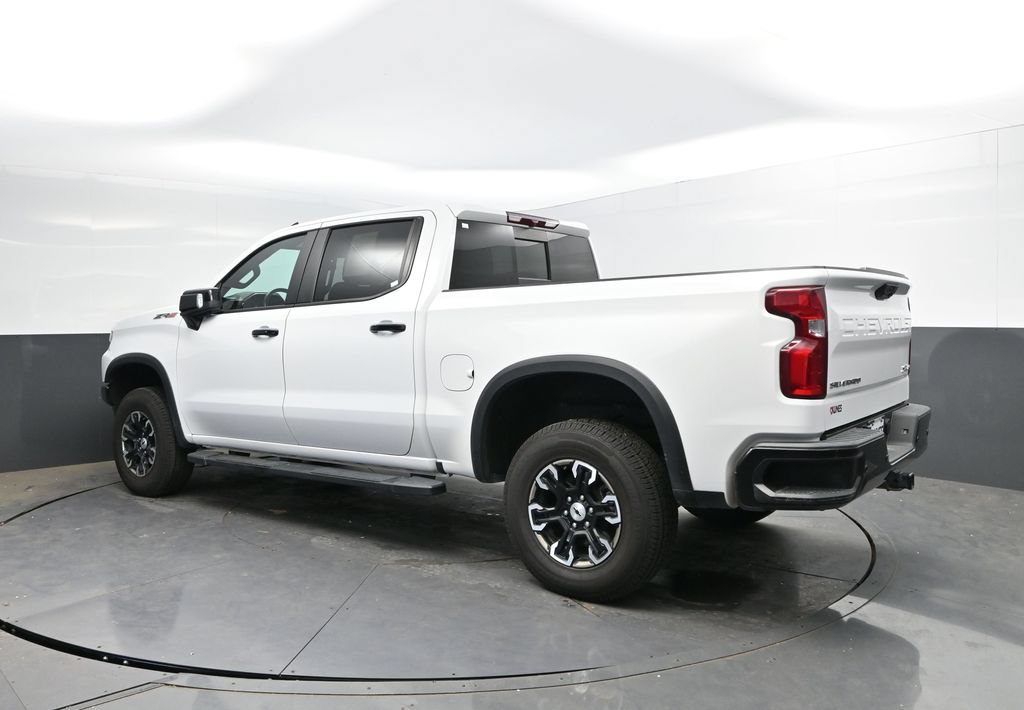 Used 2024 Chevrolet Silverado 1500 ZR2 AWD/4WD image 7