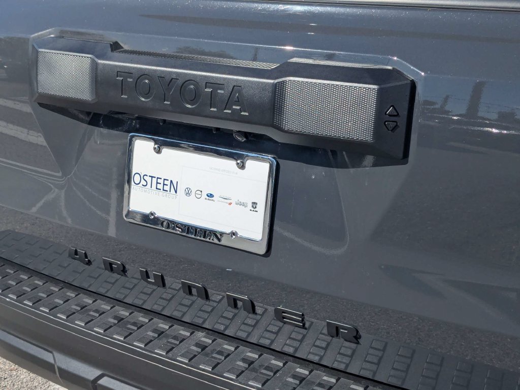Used 2025 Toyota 4Runner SR5 RWD image 17