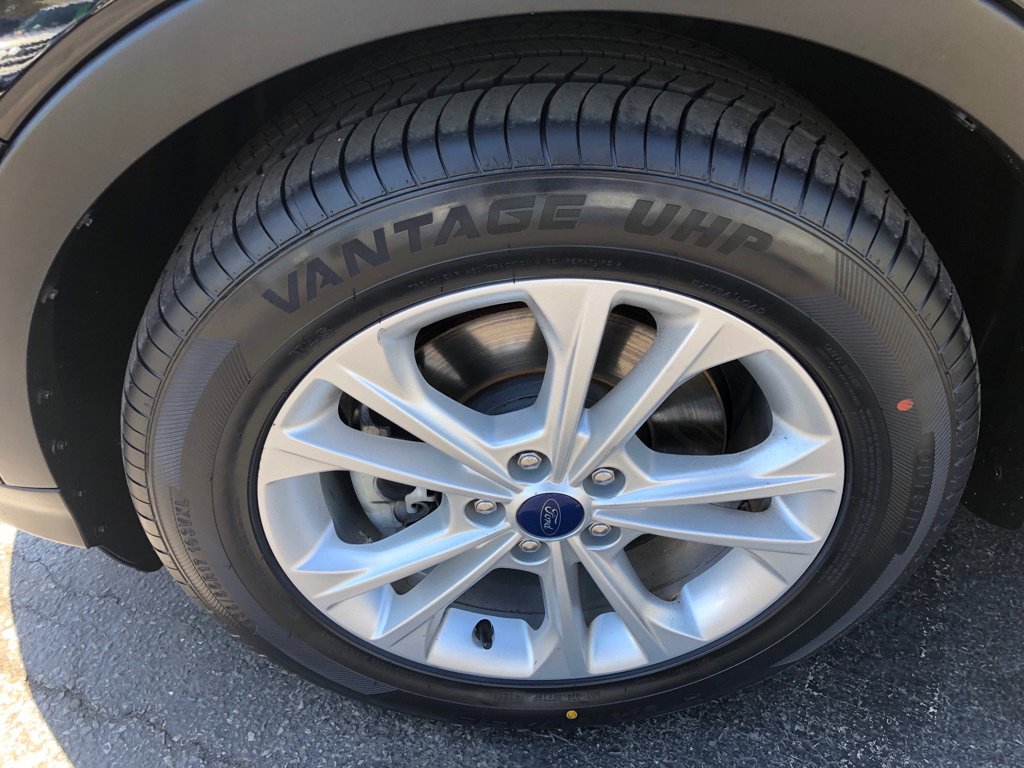 Used 2018 Ford Escape SEL w/ Ford Safe & Smart Package image 10