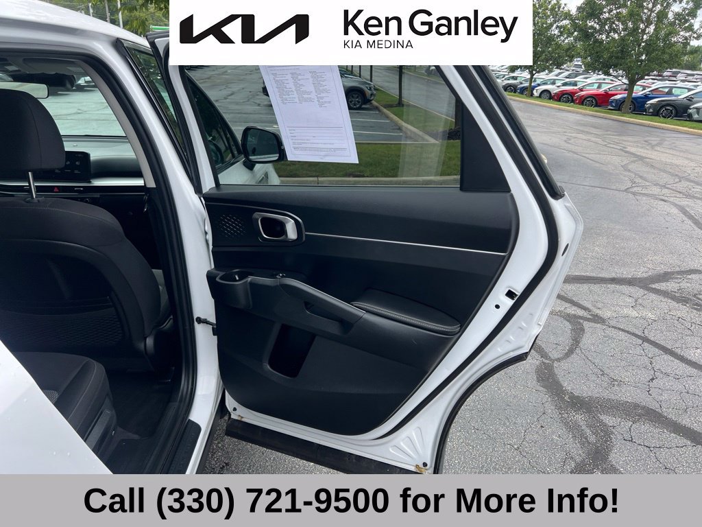 Certified 2026 Kia Sorento LX FWD image 52
