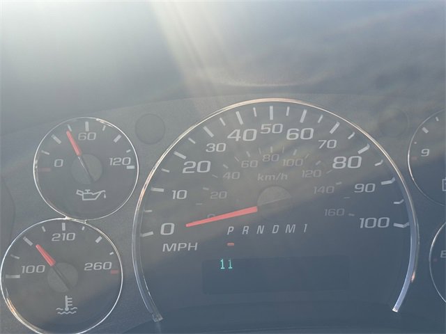 Used 2025 Chevrolet Express 3500 Extended w/ Driver Convenience Package image 21