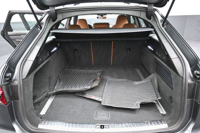 Used 2023 Audi RS 6 AWD/4WD image 31