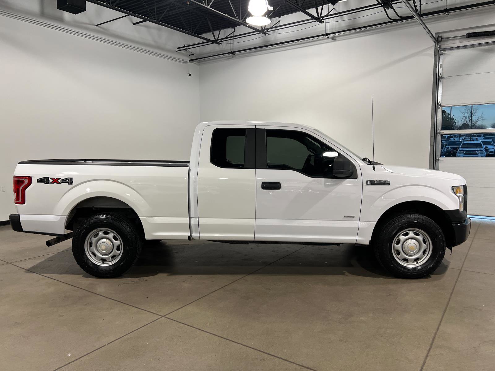 Used 2015 Ford F150 XL image 2