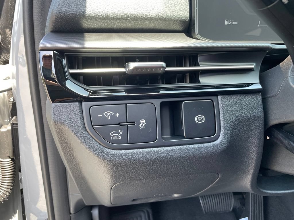 New 2026 Kia Sportage SX FWD image 13