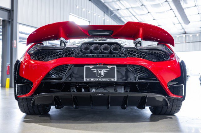 Used 2021 McLaren 765LT RWD image 22