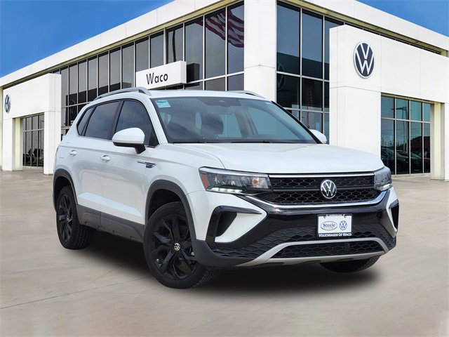 New 2024 Volkswagen Taos SE
