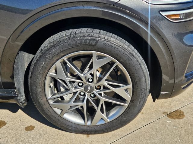 Used 2024 Genesis GV70 2.5T w/ Advanced Package AWD/4WD image 3