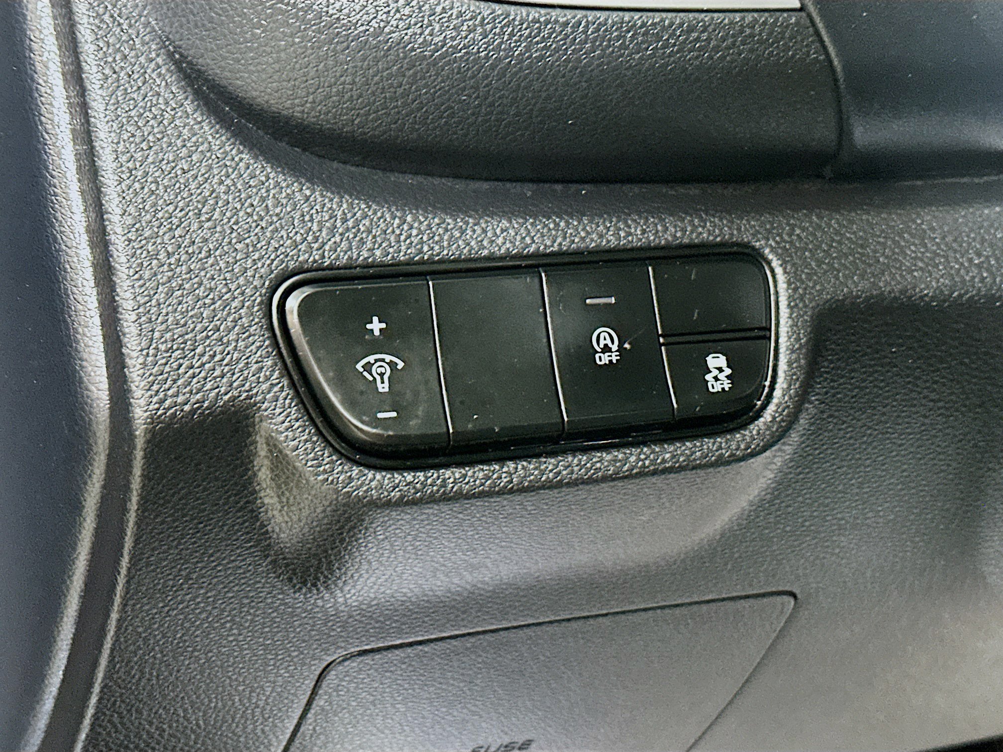 Certified 2024 Kia Seltos EX AWD/4WD image 10