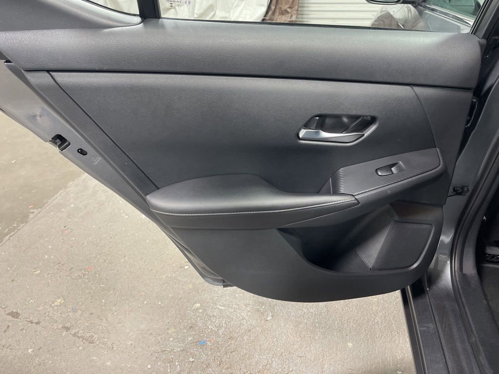 Used 2023 Nissan Sentra SV image 18