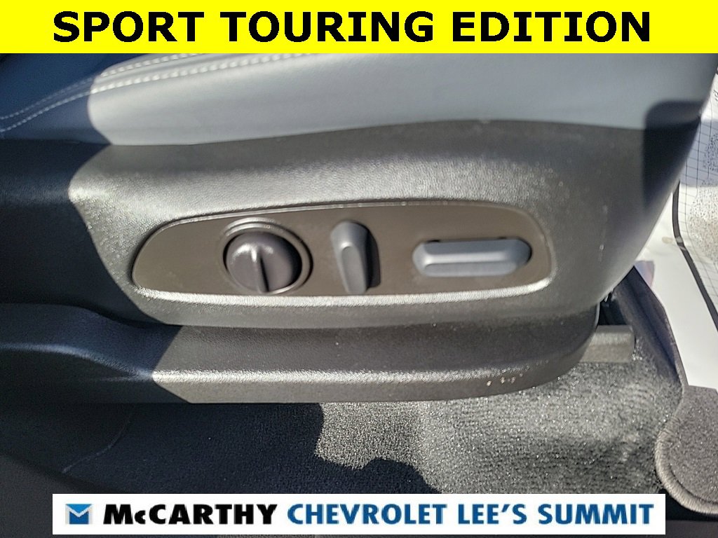 Used 2023 Buick Enclave Essence w/ Experience Buick Package image 19