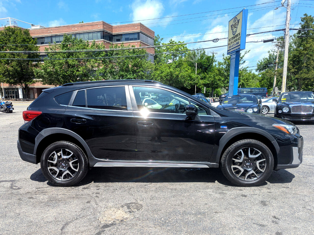 Used 2019 Subaru Crosstrek Hybrid w/ Moonroof Package w/Navigation image 9