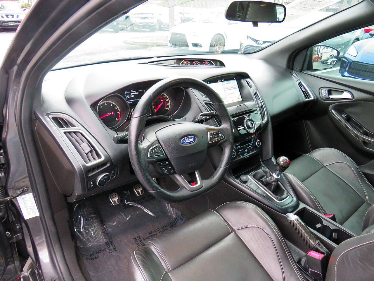 Used 2018 Ford Focus ST w/ Equipment Group 402A image 12