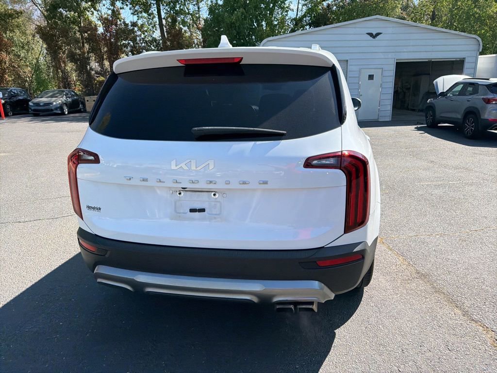 Used 2022 Kia Telluride EX w/ EX Premium Package image 6
