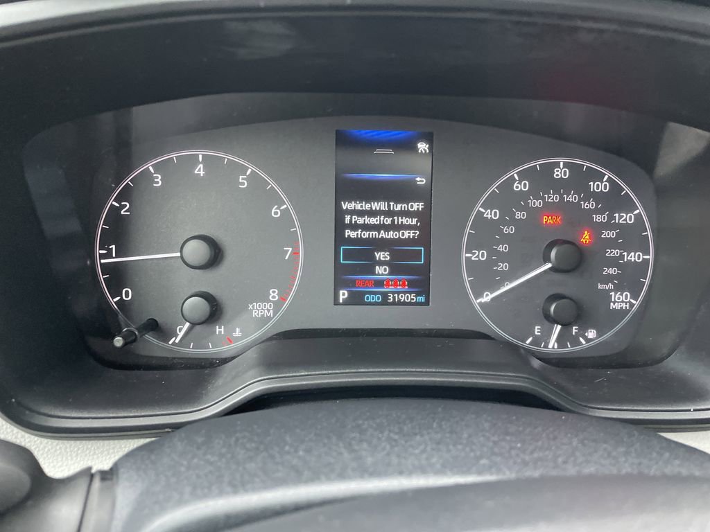 Used 2023 Toyota Corolla Cross LE w/ Moonroof Package AWD/4WD image 17