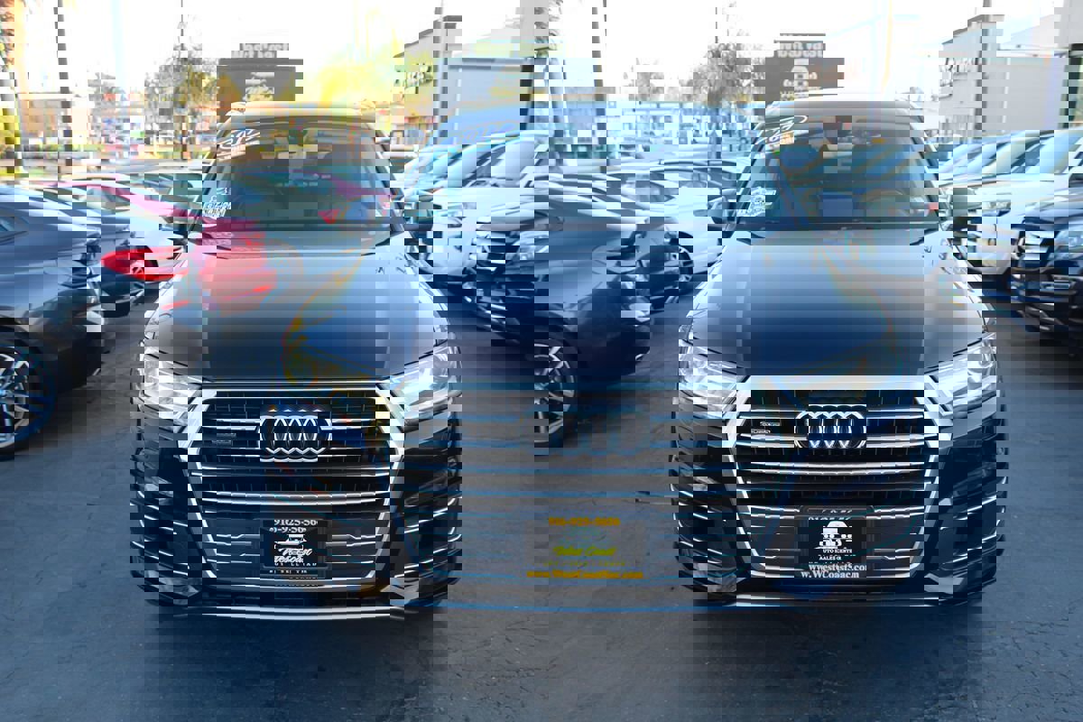 Used 2017 Audi Q7 3.0T Premium Plus image 3