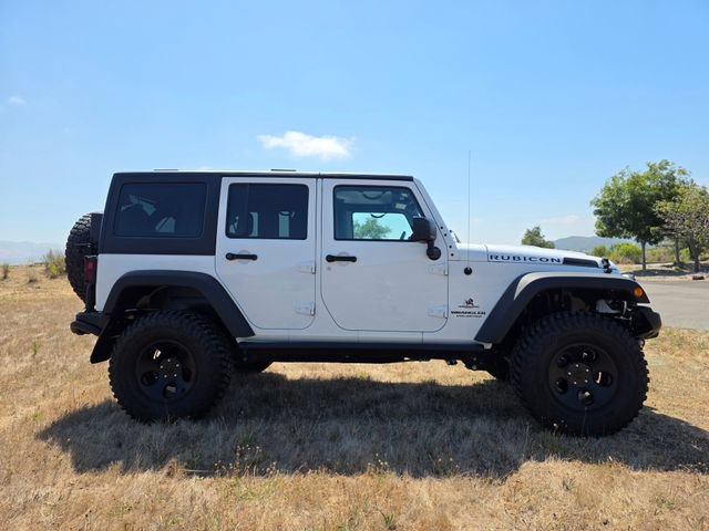 Used 2017 Jeep Wrangler Unlimited Rubicon w/ Connectivity Group AWD/4WD image 6
