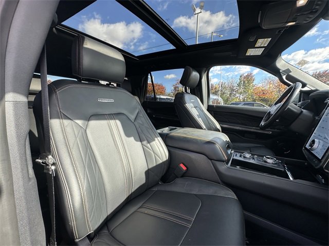 Certified 2024 Ford Expedition Max Platinum image 34