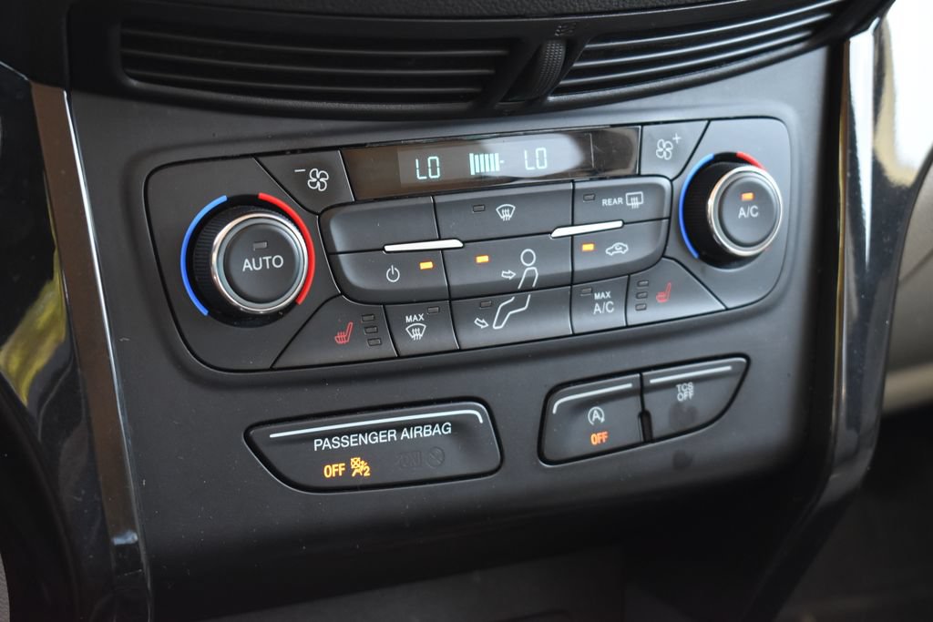 Used 2017 Ford Escape Titanium FWD image 13