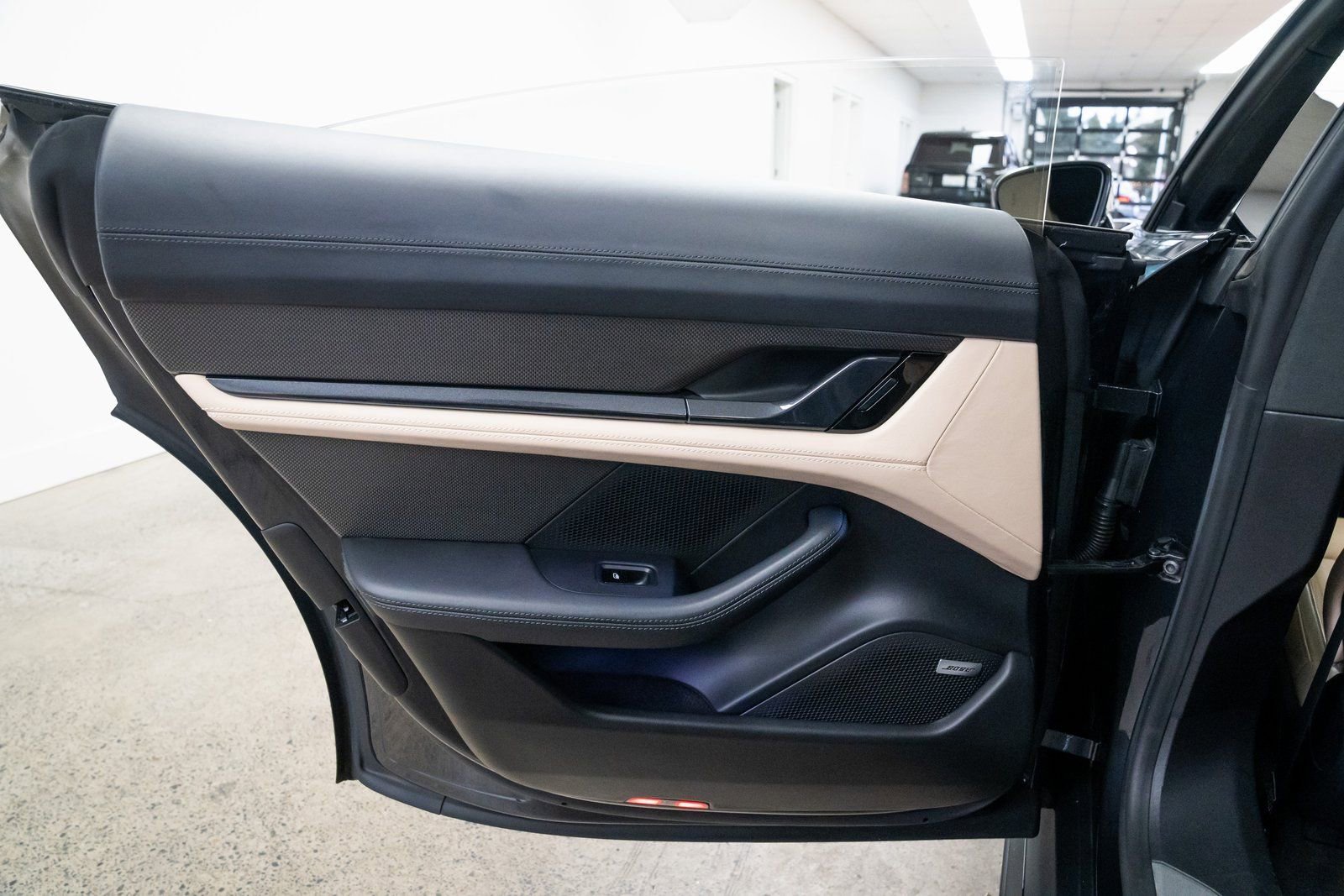 Used 2020 Porsche Taycan Turbo image 20