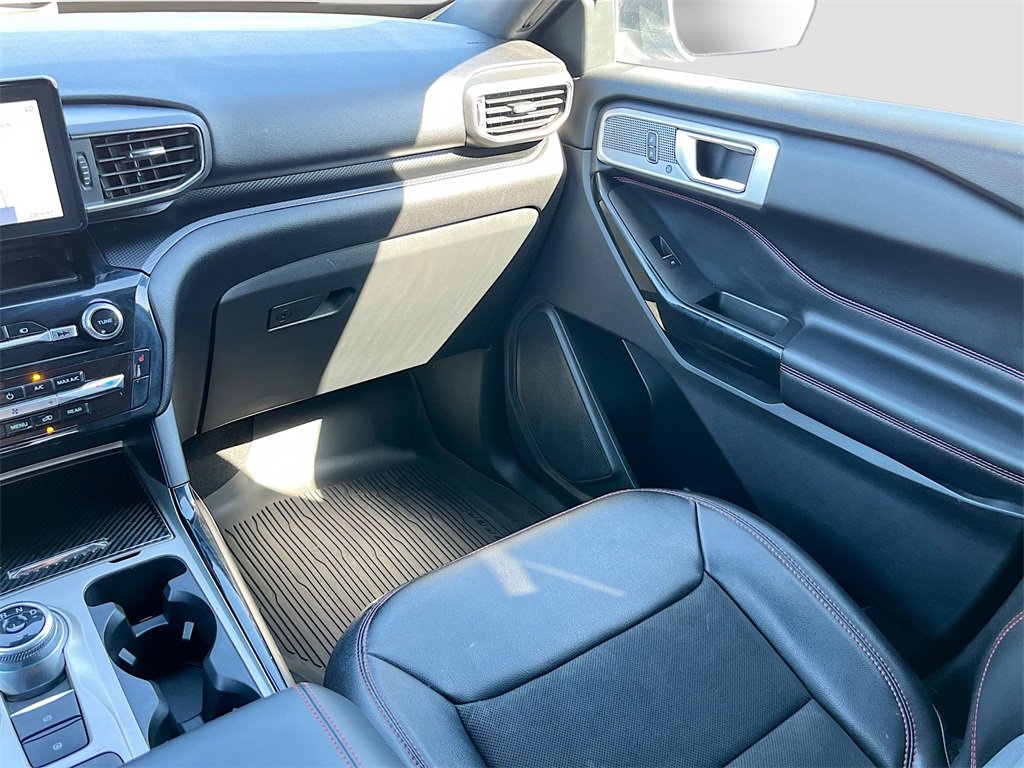 Used 2022 Ford Explorer ST-Line image 24