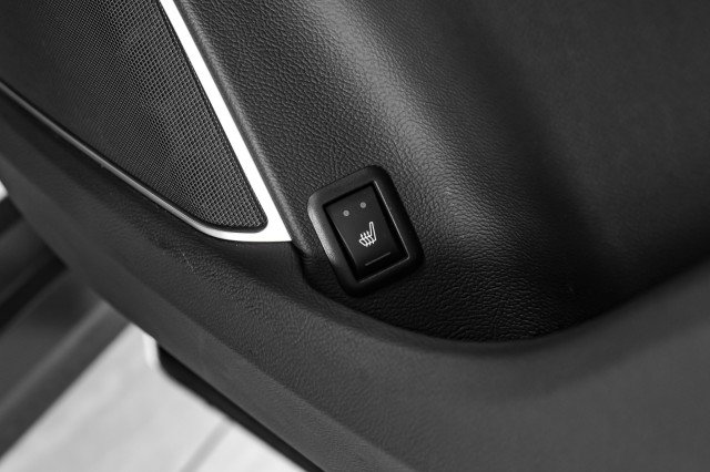 Used 2019 Maserati Levante image 40