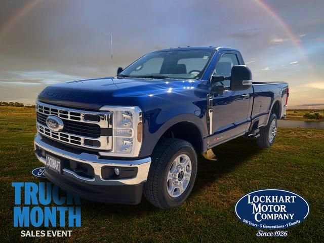 New 2026 Ford F250 XLT image 3