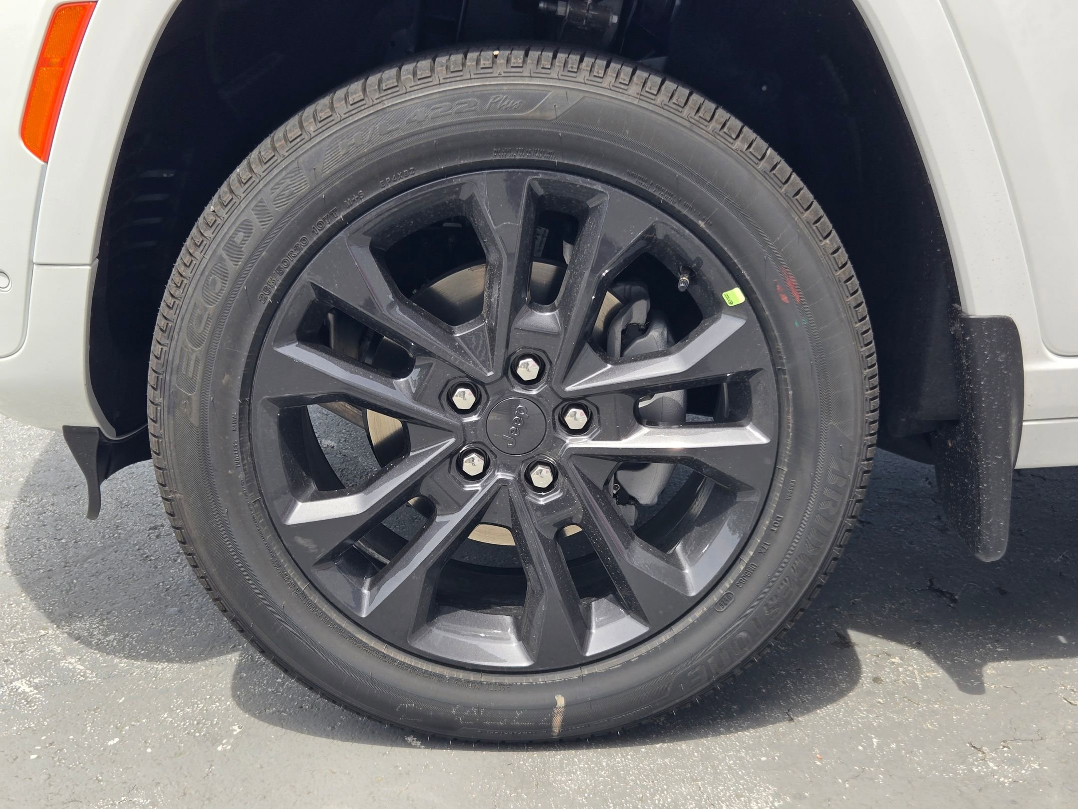 New 2026 Jeep Grand Cherokee Limited AWD/4WD image 17
