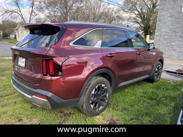 Used 2025 Kia Sorento S w/ Panoramic Sunroof Package image 6