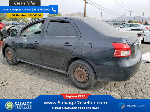 Used 2009 Toyota Yaris Sedan FWD image 3